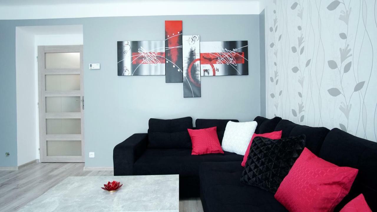 Apartmany Monty การ์โลวีวารี ภายนอก รูปภาพ